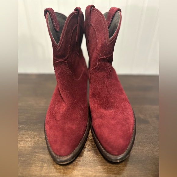Tecovas Lucy Boot. Maroon wine suede. Size 8 - Picture 1 of 9